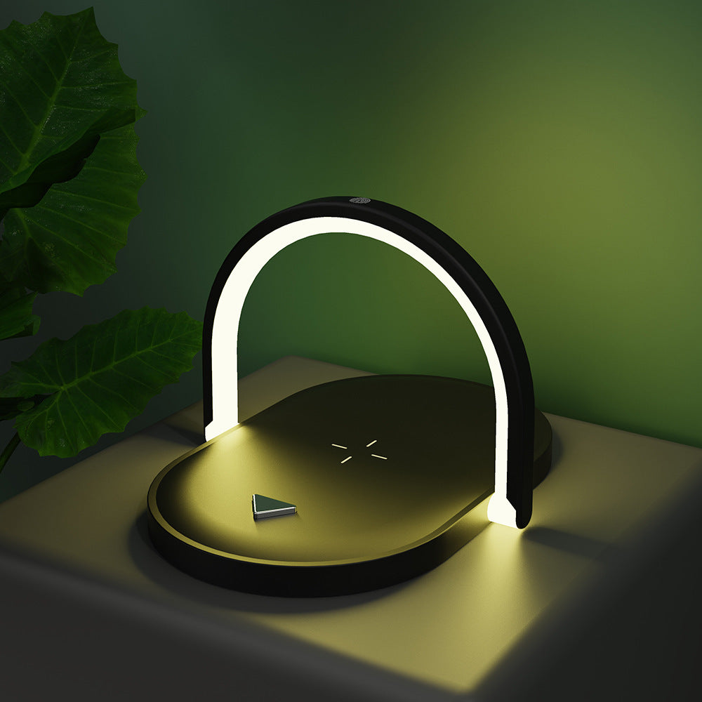 Compact 3-in-1 Charger for Multiple Devices with Lamp Feature